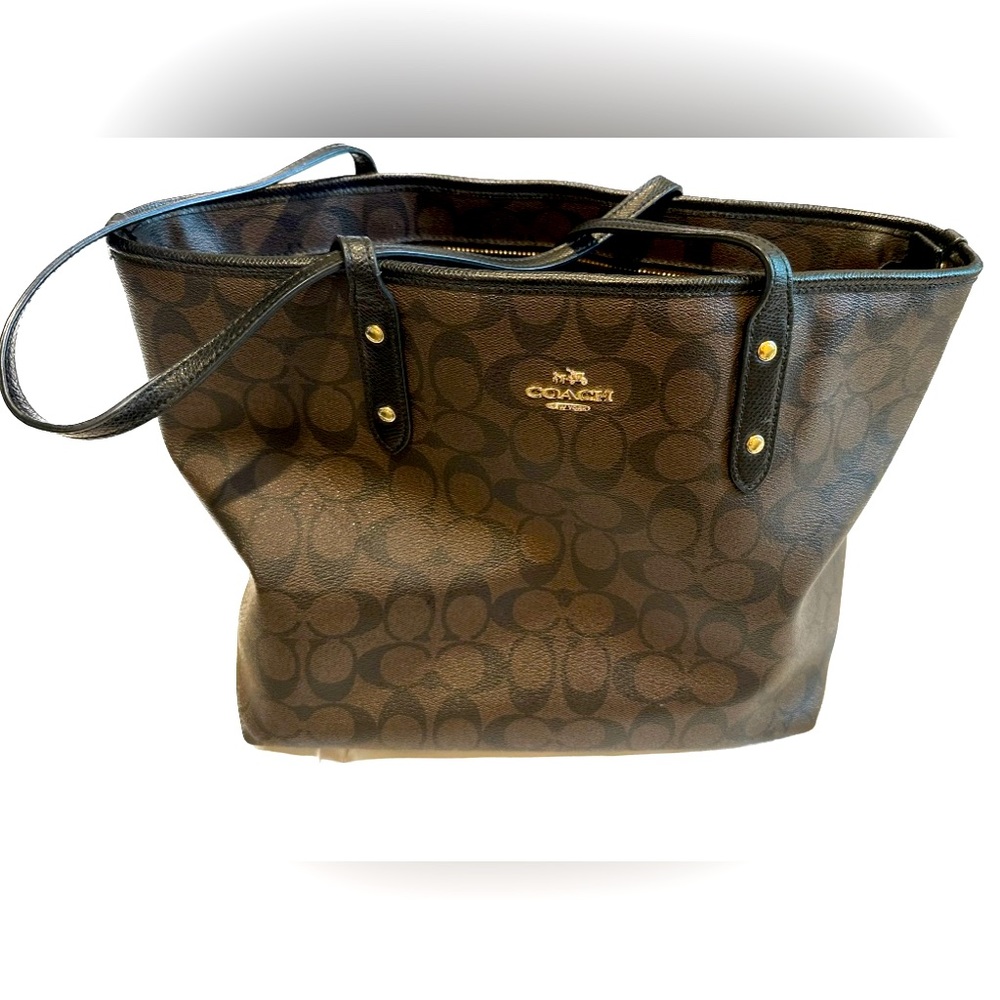 Coach Tote in Signature Canvas/Leather Brown